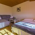 Appartement Rastovcan P Povile