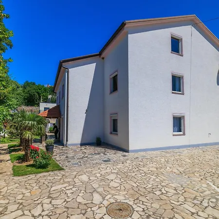 Rastovcan P Apartament *