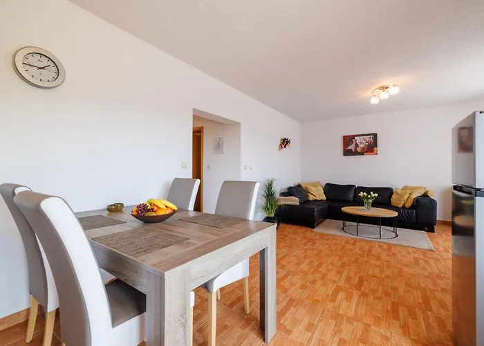 Rastovcan P 포빌레