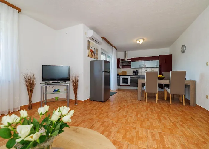 Rastovcan P Apartmán *