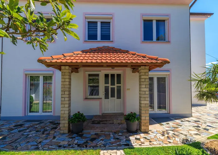 Rastovcan P Apartman *